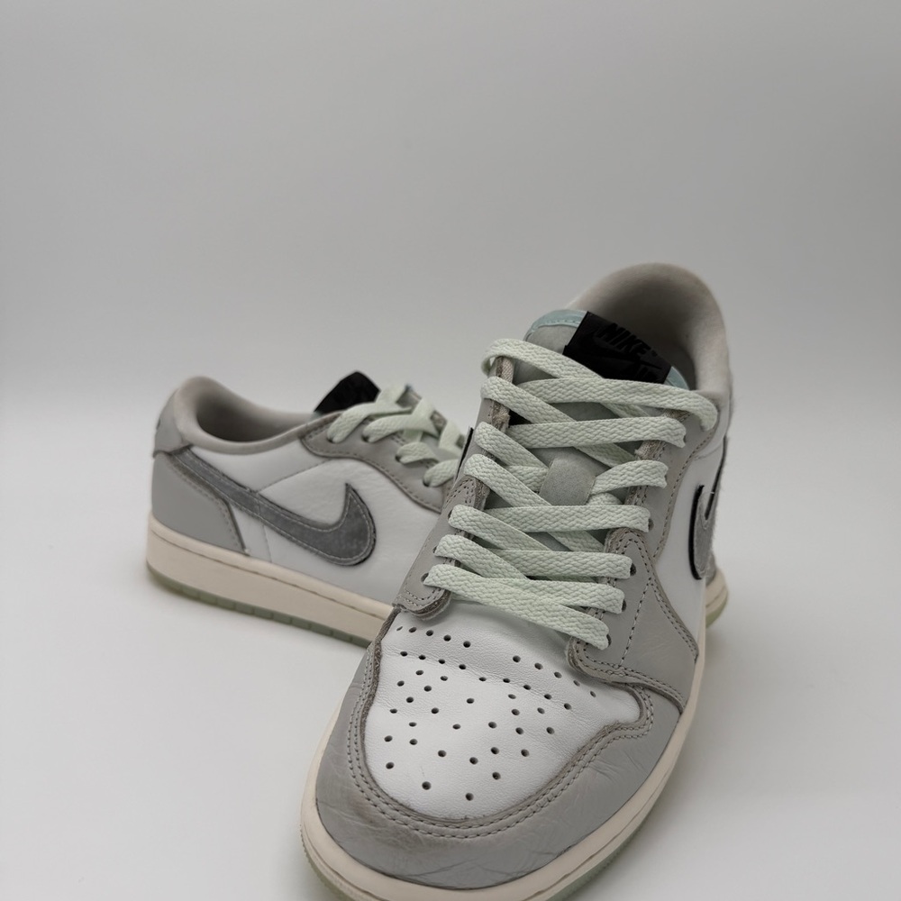 Nike Air Jordan 1 Retro OG Low Year of the Snake Men’s US 8